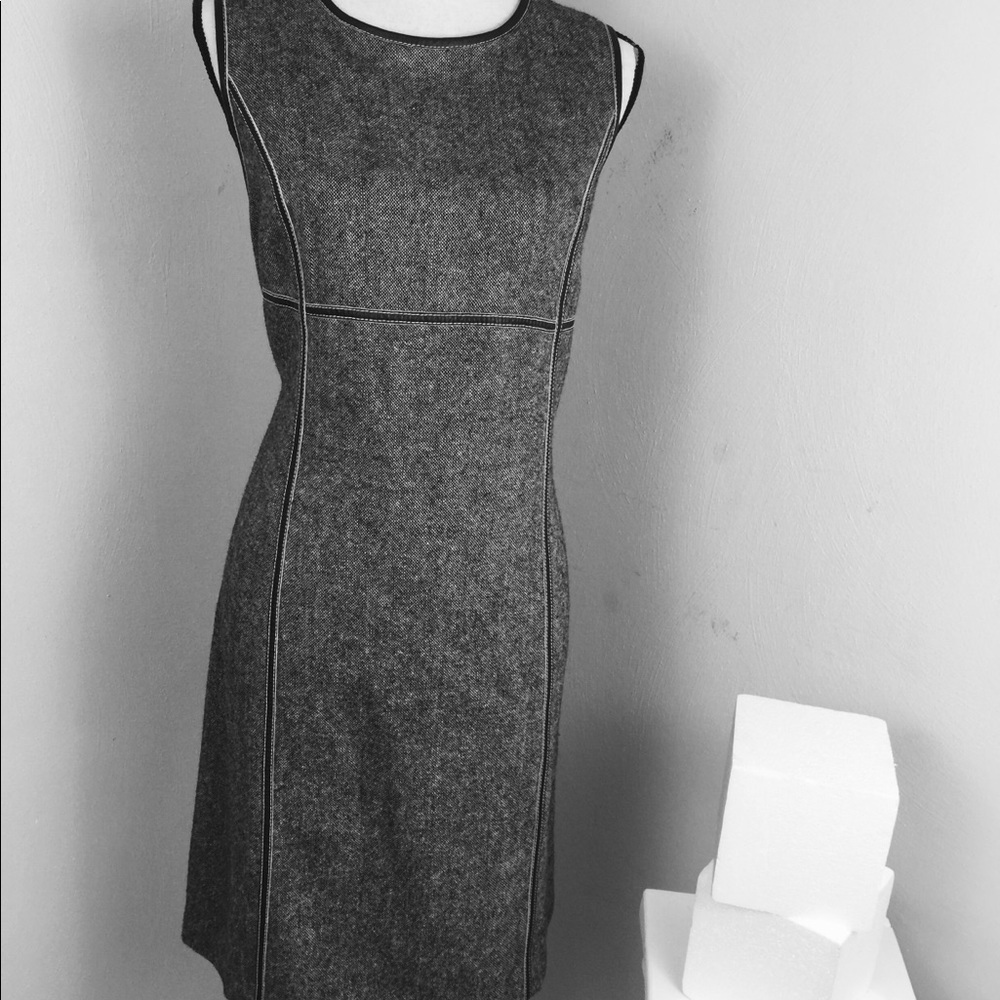EUC◾️Michael Kors ◾️Black/Silver Dress Sz. 14